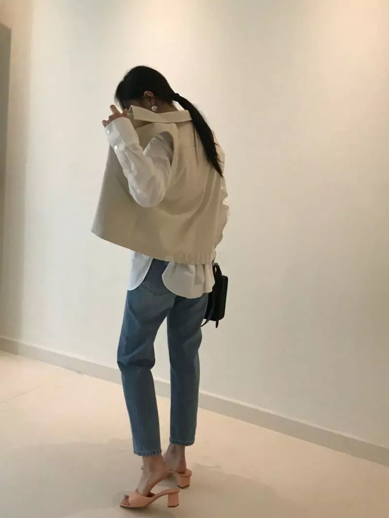 Charlotte - Korean Women Fashion - #thelittlethings - Basic Fit Jeans