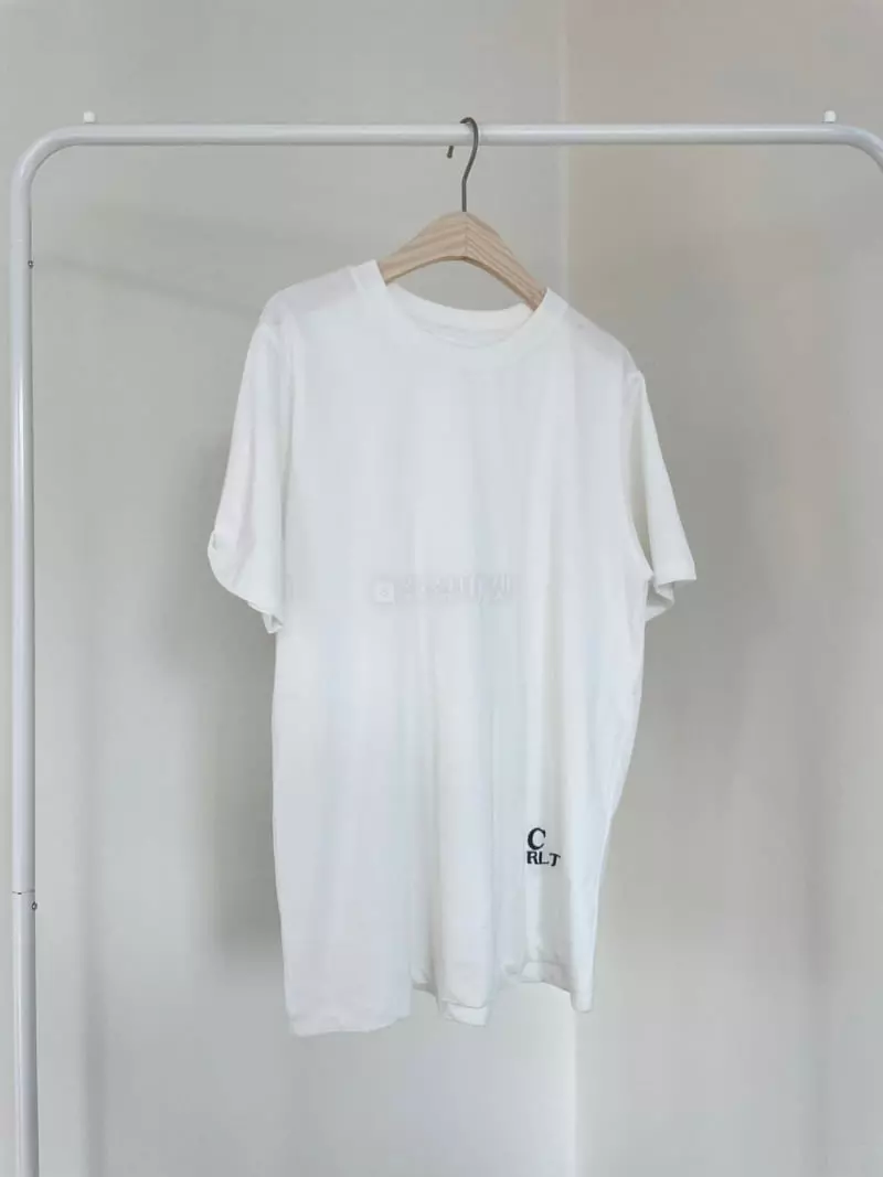 Charlotte - Korean Women Fashion - #vintageinspired - Basic Short-sleeved Tee - 2