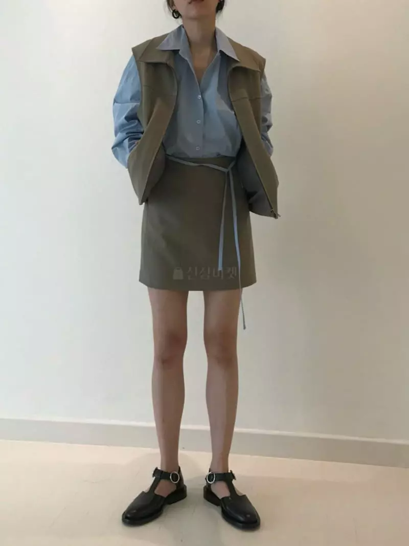 Charlotte - Korean Women Fashion - #vintagekidsstyle - In Vest