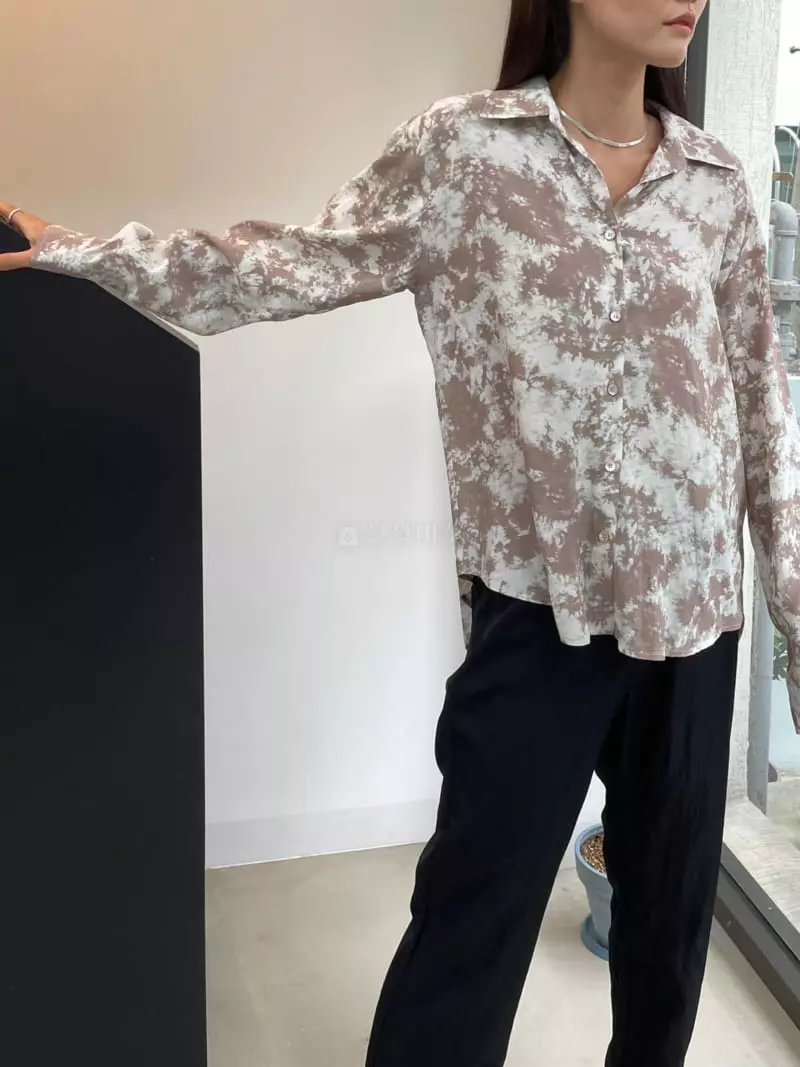 Charlotte - Korean Women Fashion - #womensfashion - Printed Shirt - 3