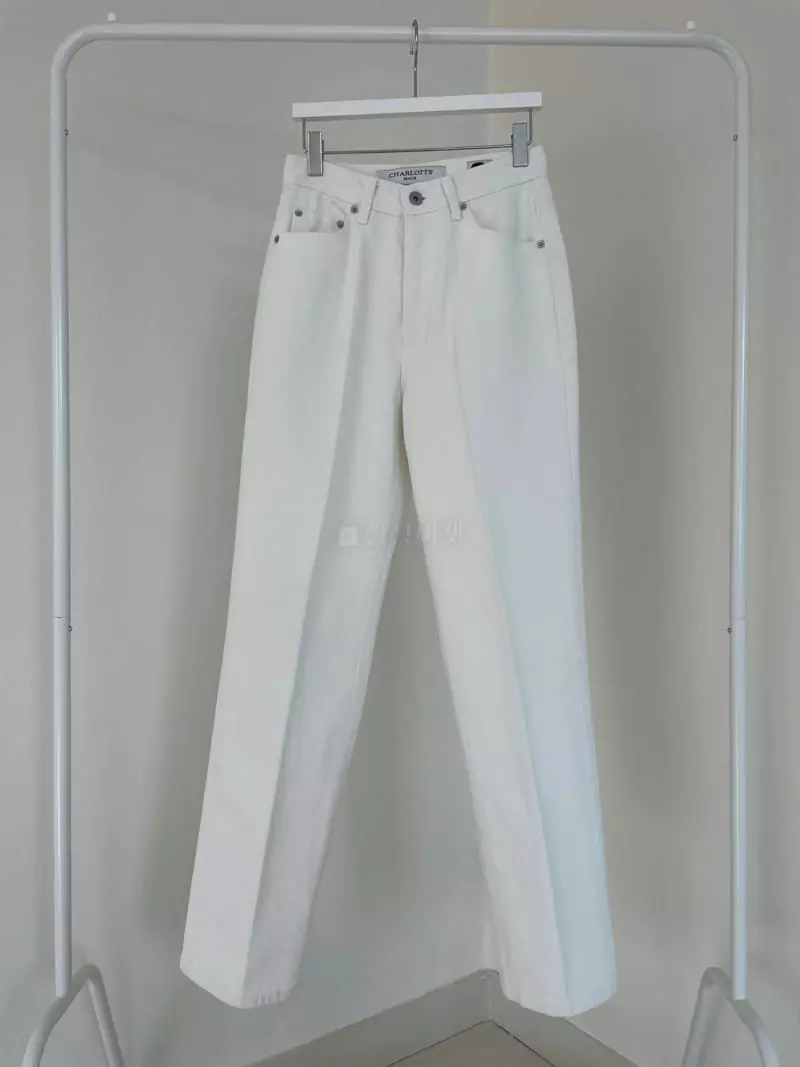 Charlotte - Korean Women Fashion - #momslook - Regular Con Jeans - 4