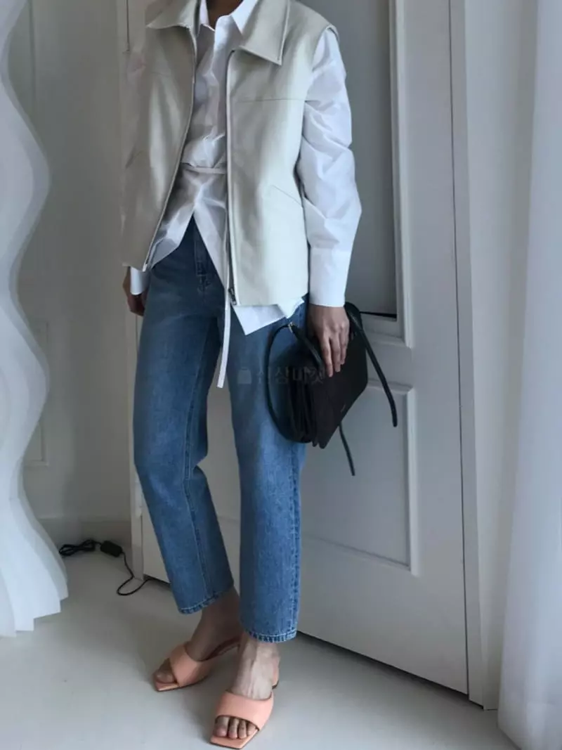 Charlotte - Korean Women Fashion - #womensfashion - Basic Fit Jeans - 3
