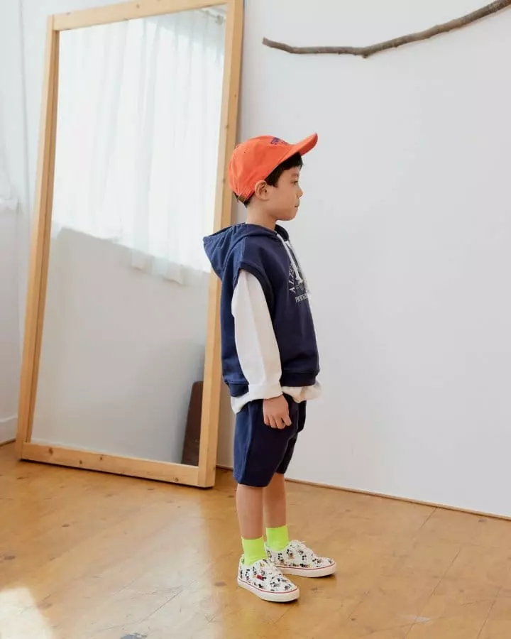 Commencer - Korean Children Fashion - #kidsstore - Hoody Vest Top Bottom Set - 2