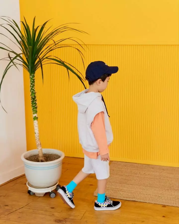Commencer - Korean Children Fashion - #littlefashionista - Hoody Vest Top Bottom Set - 5
