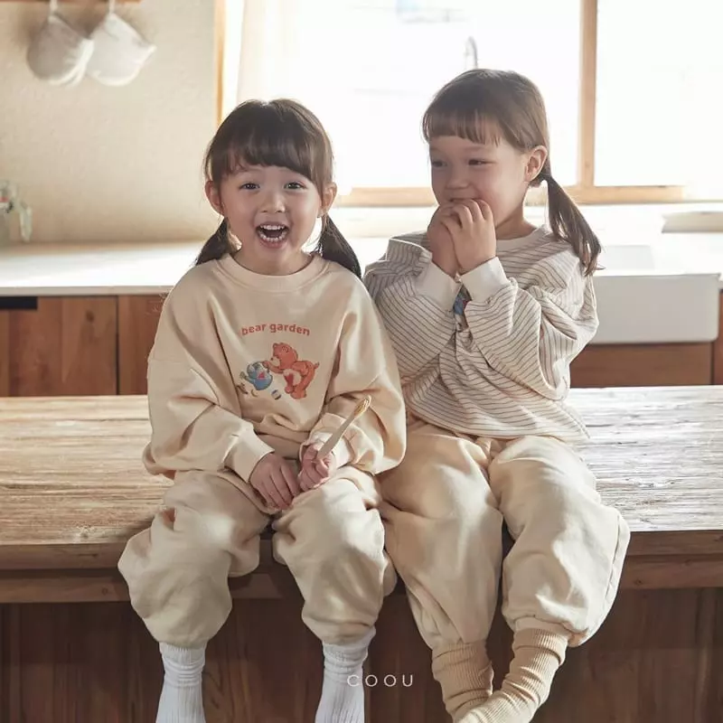 Coou - Korean Children Fashion - #Kfashion4kids - Bear Garden Sweatshirt