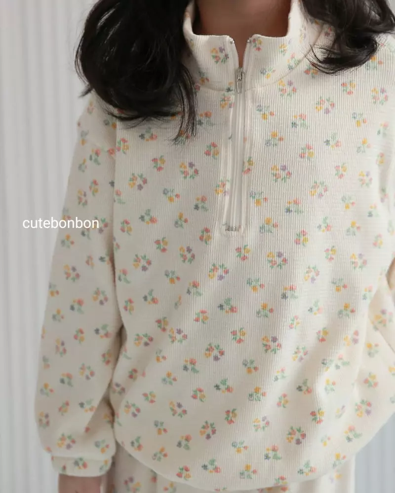 Cutebonbon - Korean Children Fashion - #kidsshorts - Flower Waffle Top Bottom Set - 4