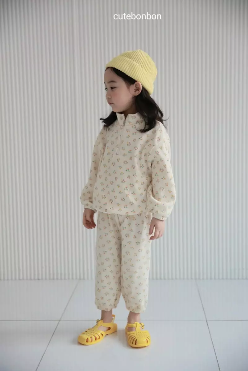 Cutebonbon - Korean Children Fashion - #littlefashionista - Flower Waffle Top Bottom Set - 7