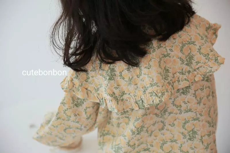 Cutebonbon - Korean Children Fashion - #prettylittlegirls - Frill Big Collar Blouse - 2