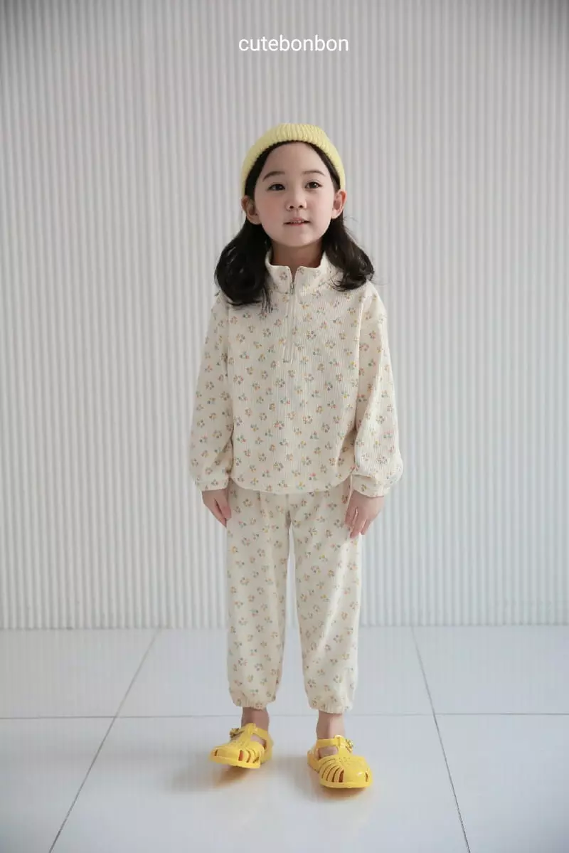 Cutebonbon - Korean Children Fashion - #todddlerfashion - Flower Waffle Top Bottom Set - 11