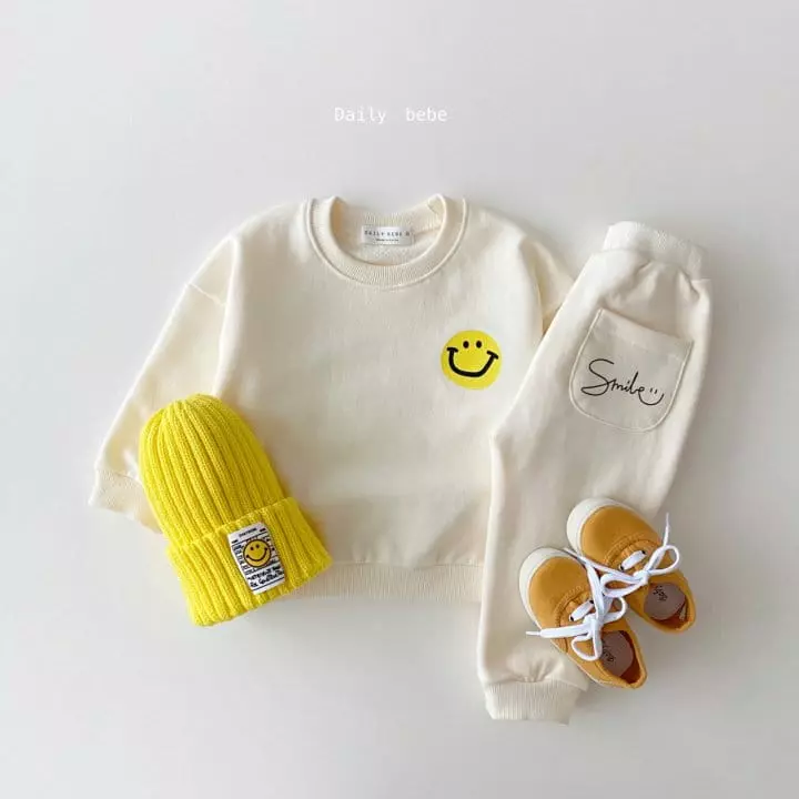 Daily Bebe - Korean Children Fashion - #fashionkids - Pocket Smile Top Bottom Set - 2