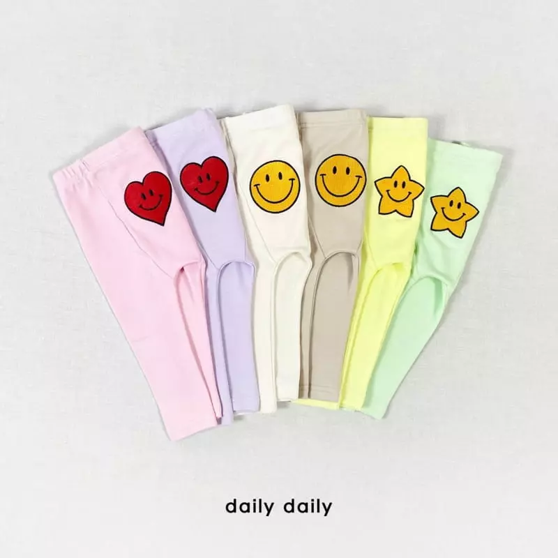 Daily Daily - Korean Baby Fashion - #babylifestyle - Smile Stamp Bebe Leggings - 12
