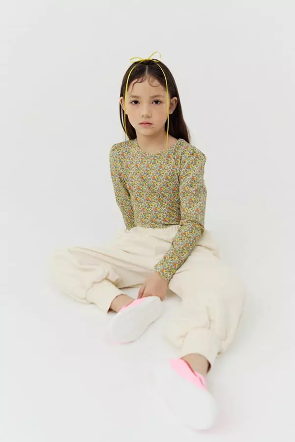 Dalkomhai - Korean Children Fashion - #toddlerclothing - Flower Bucket Tee - 2