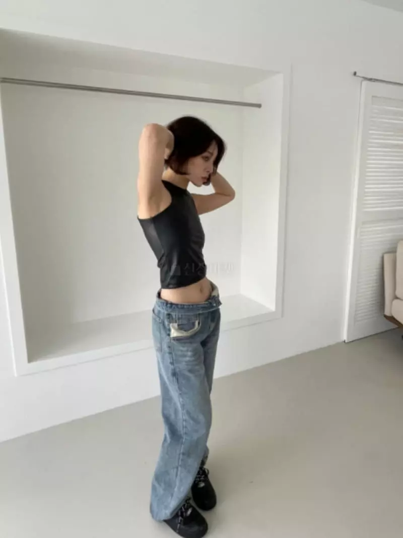 Eden - Korean Women Fashion - #romanticstyle - Big Pocket Wide Pants - 4