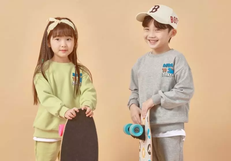 Fashion King - Korean Children Fashion - #kidzfashiontrend - Born To Skate Top Bottom SEt  - 5