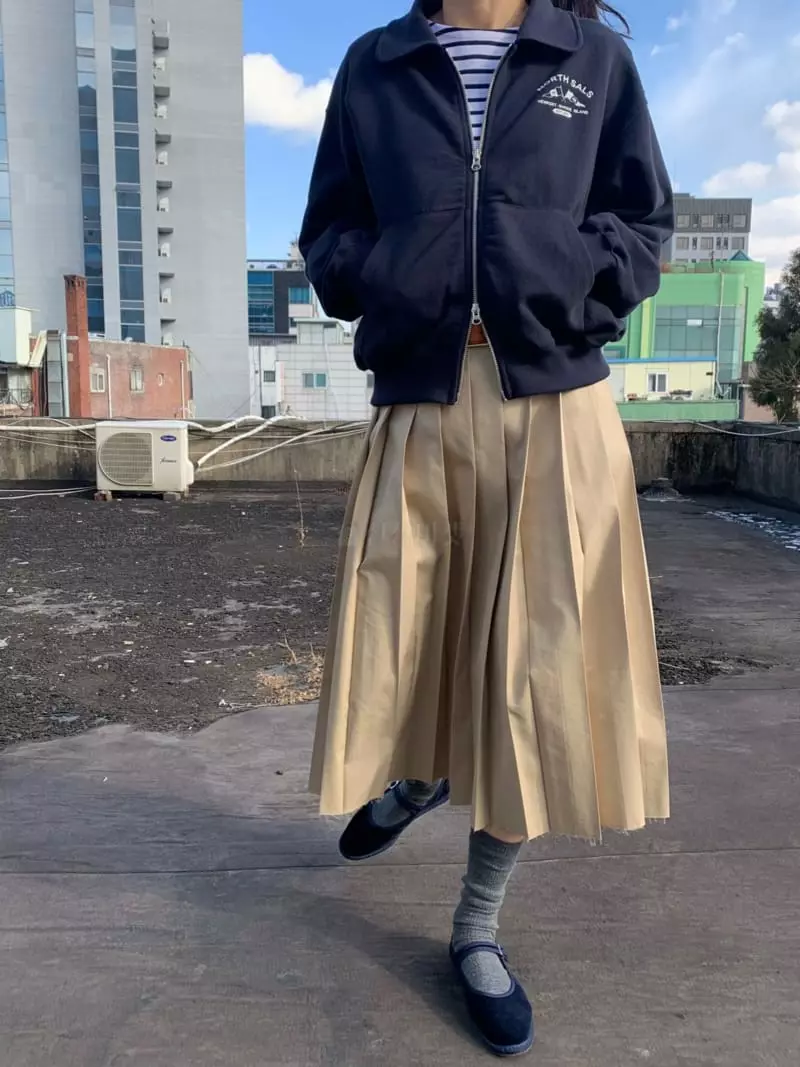 Fav - Korean Women Fashion - #shopsmall - Sailor Collar Zip-Up Sweatshirt - 3
