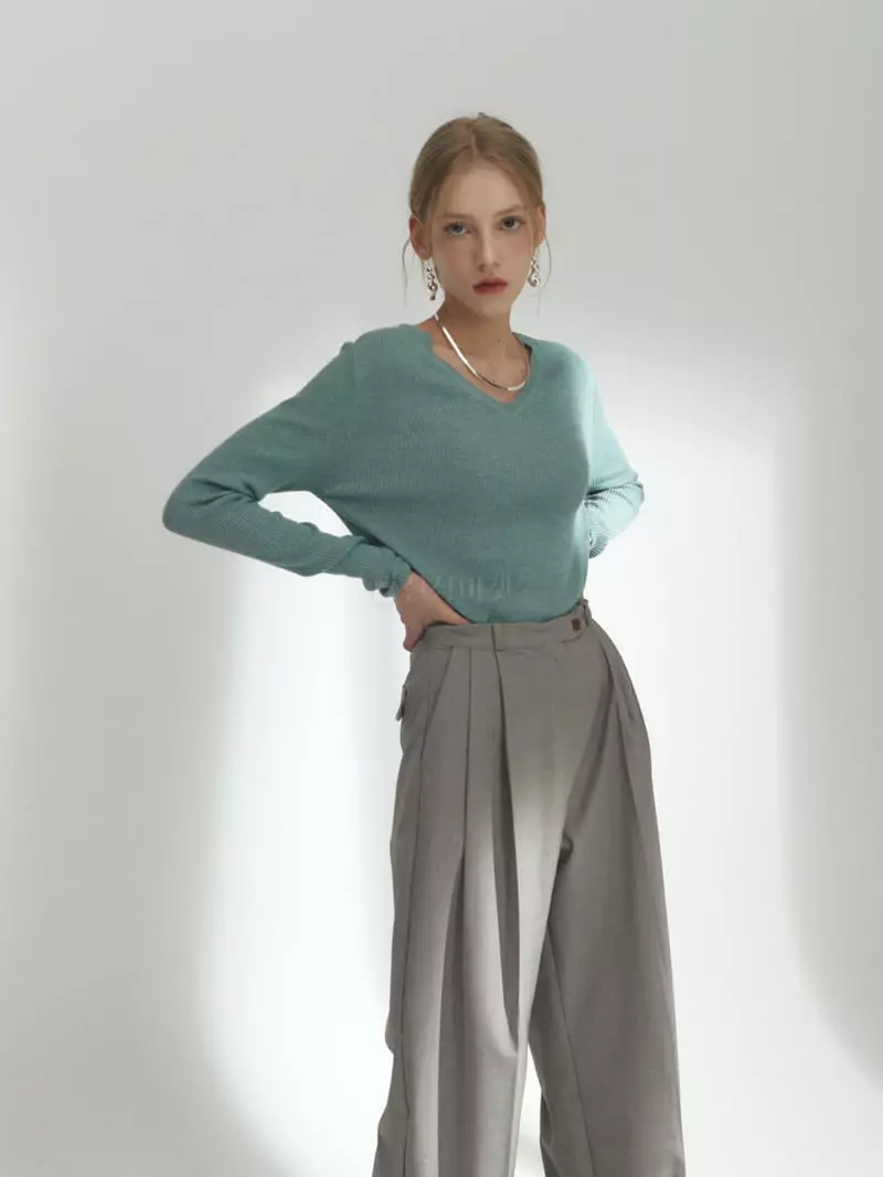 Fave - Korean Women Fashion - #momslook - Anna U-neck Knit Tee - 3