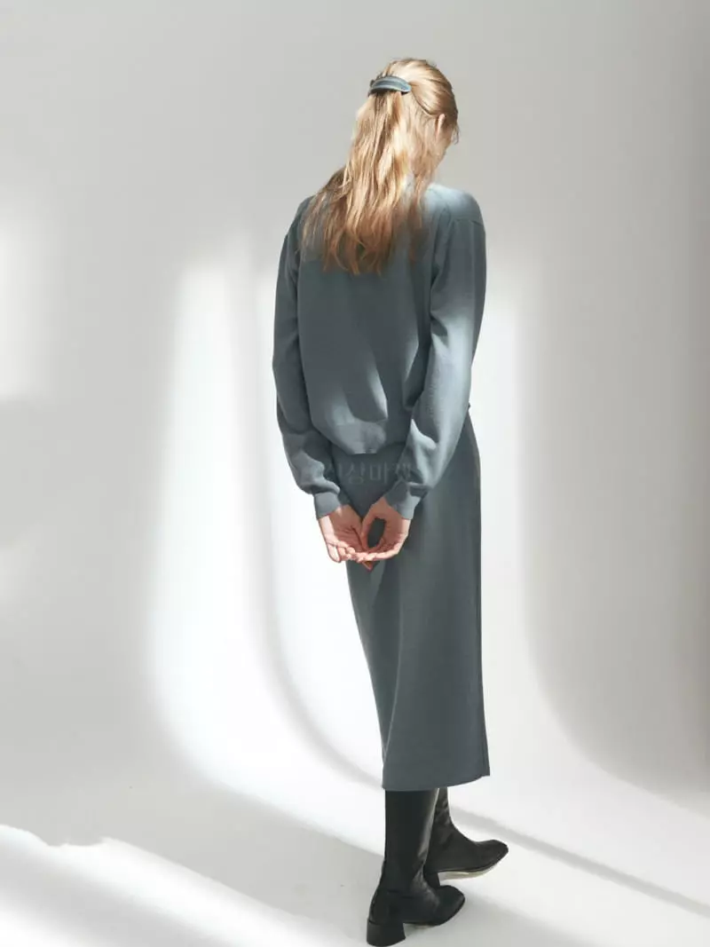 Fave - Korean Women Fashion - #womensfashion - Classic Knit Skirt - 2