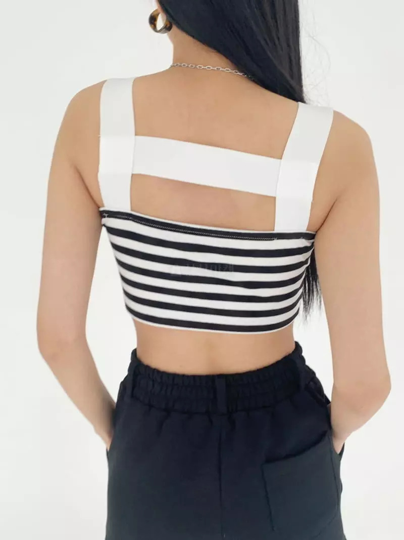 Feffer - Korean Women Fashion - #momslook - Color Sleeveless Tee - 3