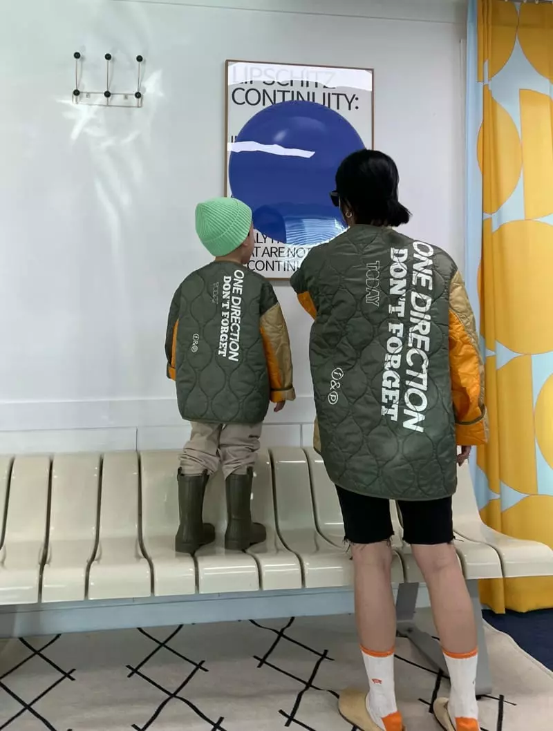 Fine Studio - Korean Children Fashion - #childrensboutique - Color Quilitng Jacket with Mom - 9