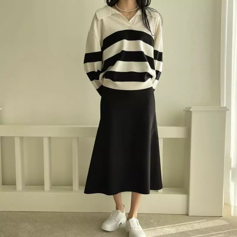Floaty - Korean Women Fashion - #momslook - Odd Collar Knit Tee - 2