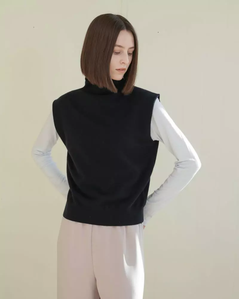 Floaty - Korean Women Fashion - #pursuepretty - Tencel Cotton Round Tee - 7