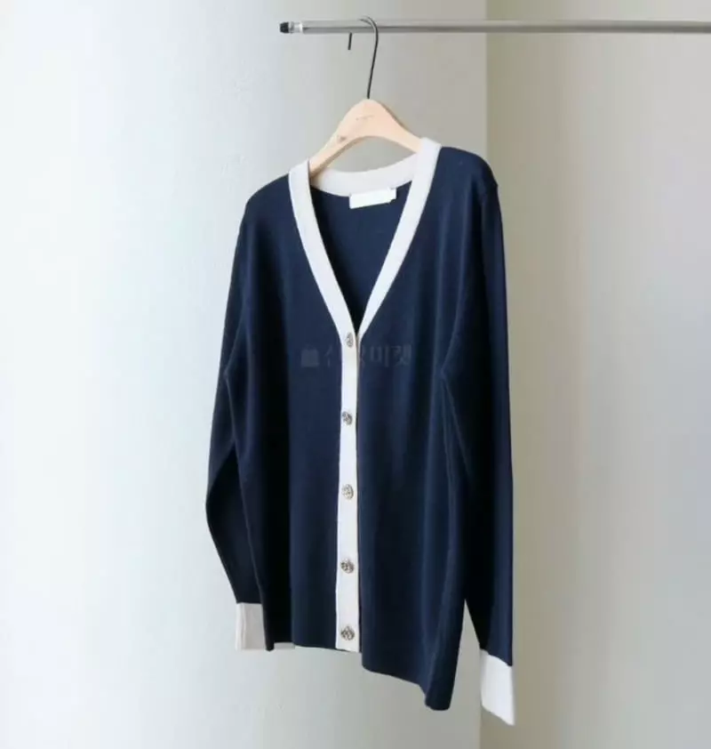 Floaty - Korean Women Fashion - #vintageinspired - Marcy Coloring Knit Cardigan - 4