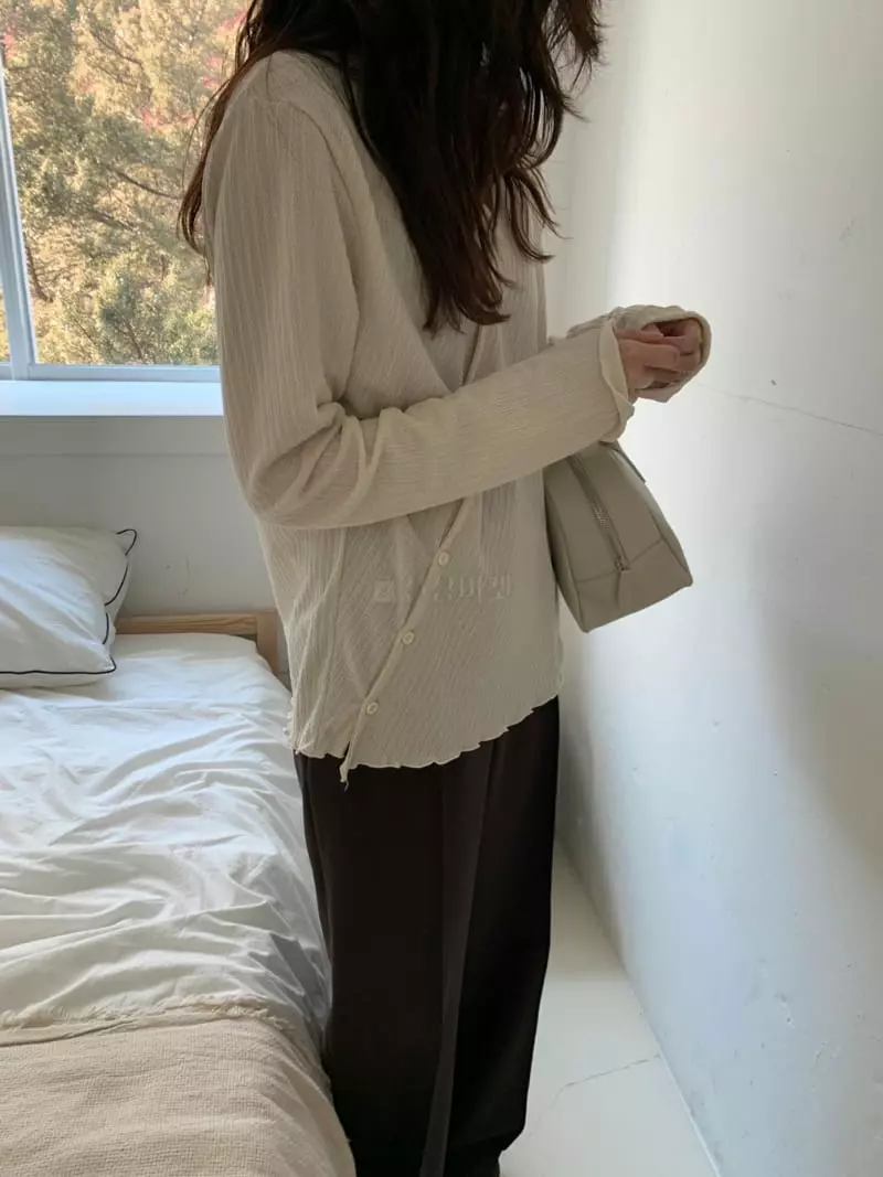 Fre - Korean Women Fashion - #thatsdarling - Lari Botton Blouse