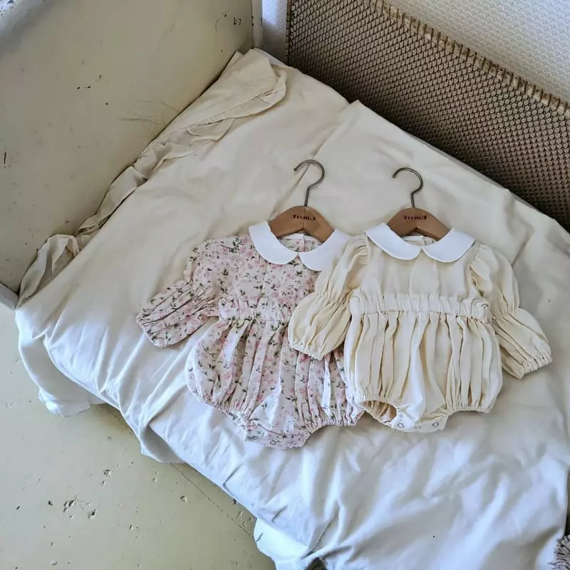 From J - Korean Baby Fashion - #babyboutique - Vely Collar Bodysuit - 5