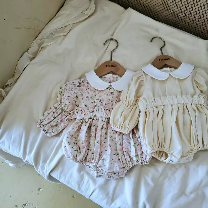 From J - Korean Baby Fashion - #babyboutique - Vely Collar Bodysuit - 6