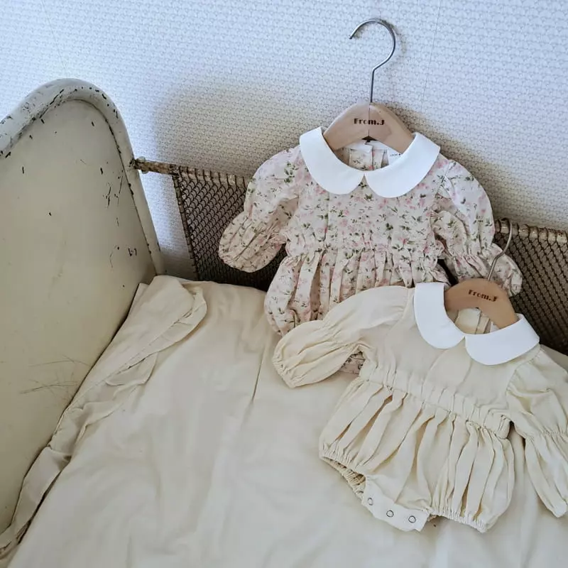 From J - Korean Baby Fashion - #babyboutiqueclothing - Vely Collar Bodysuit - 7