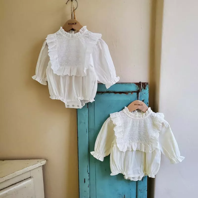 From J - Korean Baby Fashion - #babylifestyle - Eba Lace Bodysuit - 9