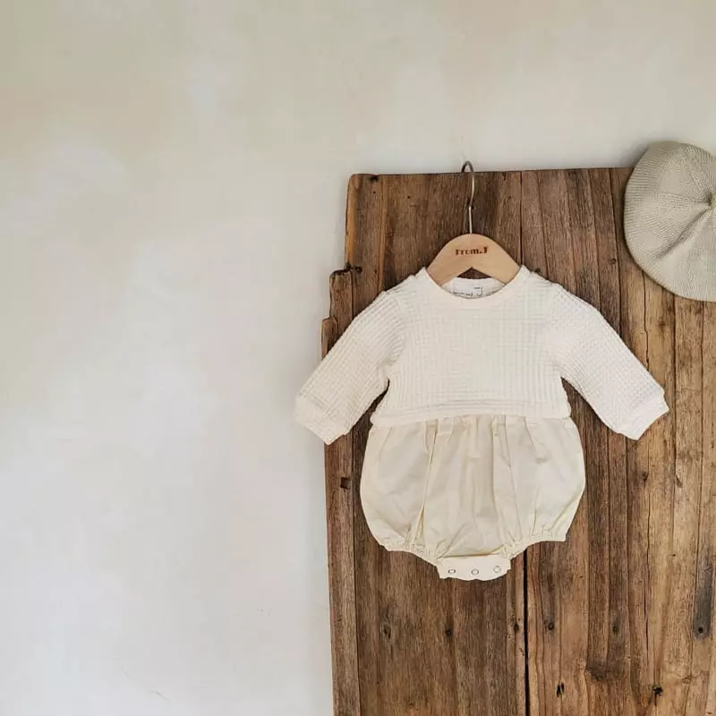 From J - Korean Baby Fashion - #babyoninstagram - Croiffle Bodysuit - 4