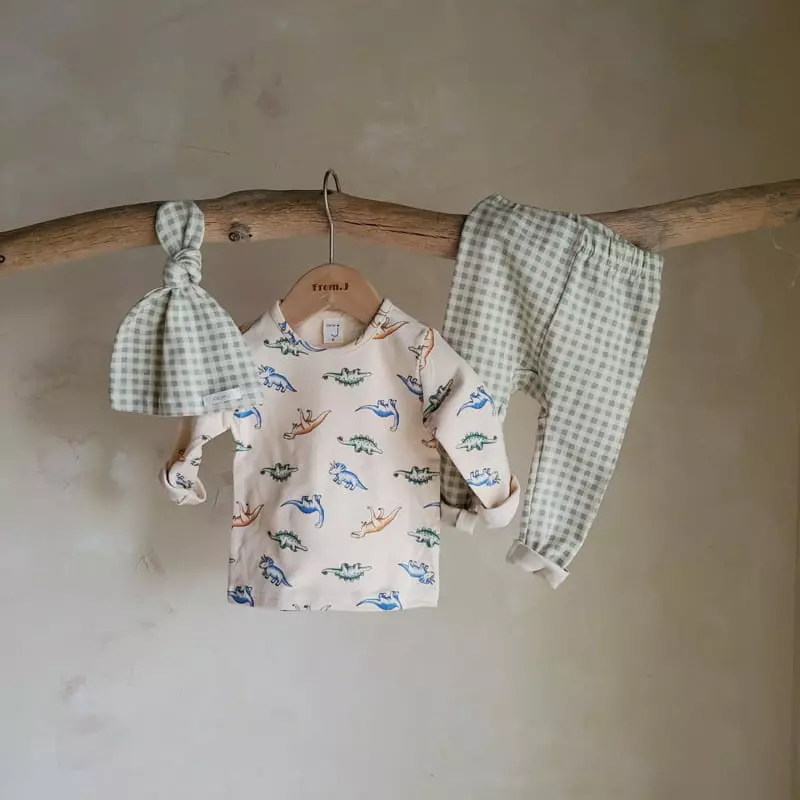 From J - Korean Baby Fashion - #babyoutfit - Dino Easywear with Bonnet