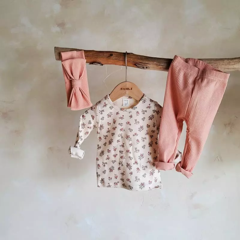 From J - Korean Baby Fashion - #onlinebabyboutique - Rora Flower Bebe Easywear with Ribbon Hairband - 2