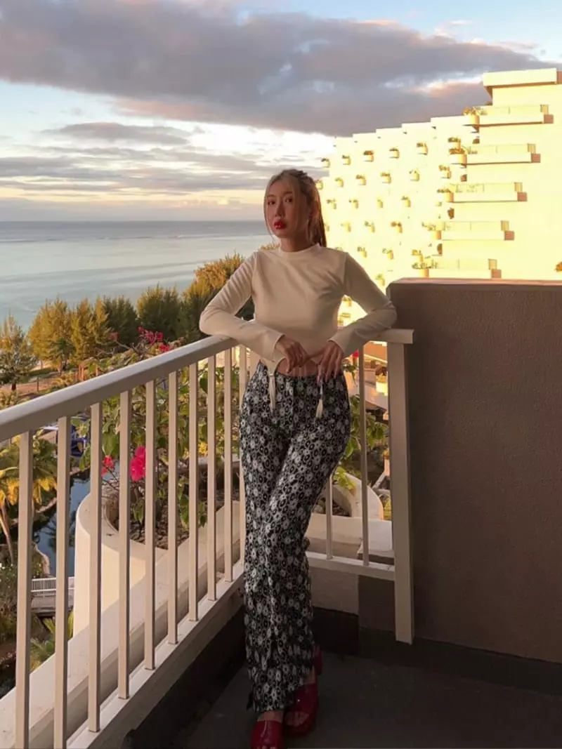Gateless - Korean Women Fashion - #pursuepretty - Flower Pants - 2