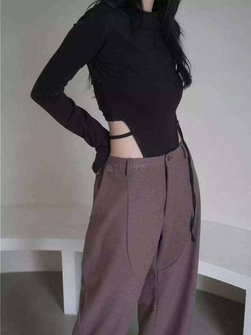 Gateless - Korean Women Fashion - #vintageinspired - Line Off Tee - 4