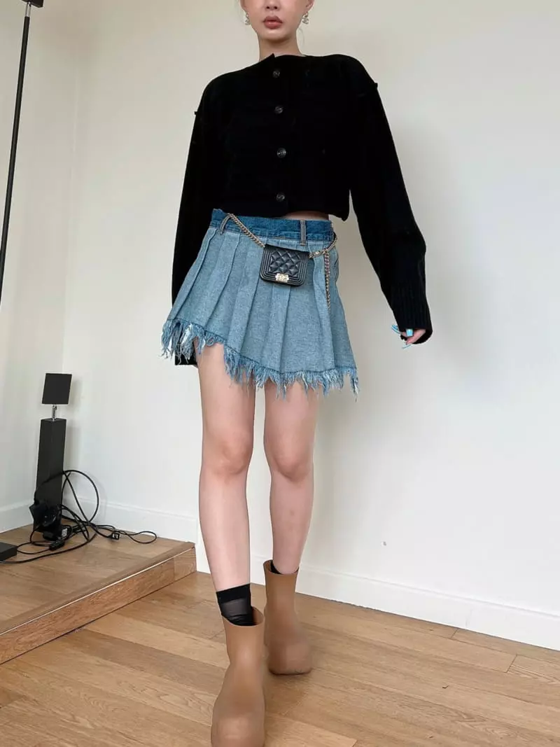 Gateless - Korean Women Fashion - #womensfashion - Pleats Skirt - 3