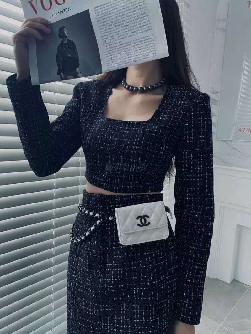 Gentlewoman - Korean Women Fashion - #thelittlethings - Twiggy Tee - 4