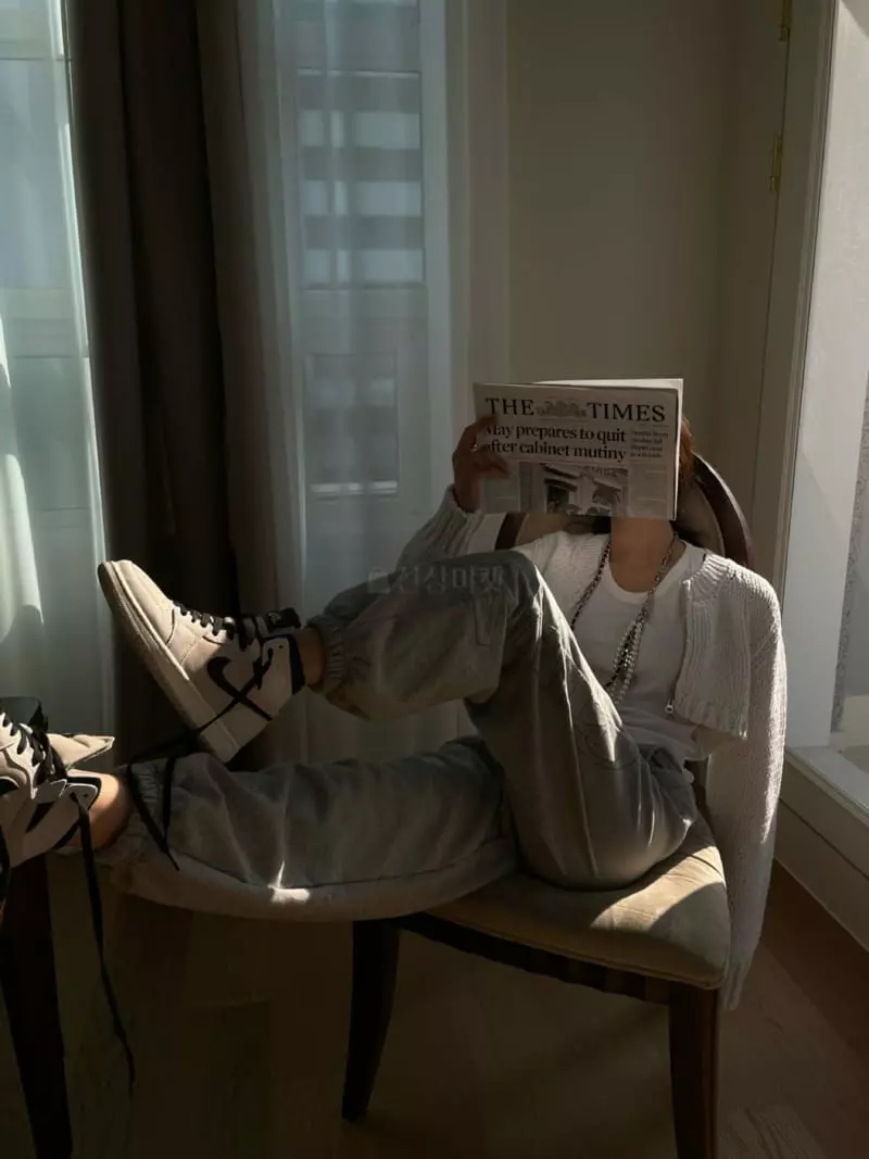 Gentlewoman - Korean Women Fashion - #pursuepretty - Vivid Jogger Pants - 5