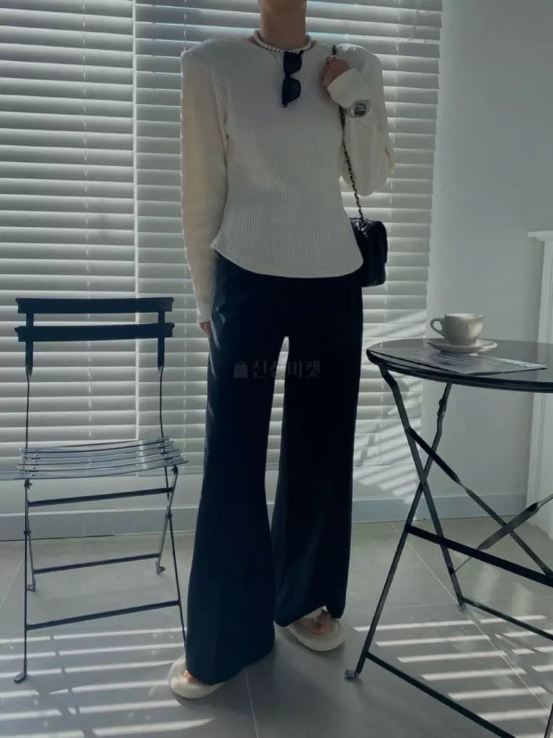 Gentlewoman - Korean Women Fashion - #pursuepretty - Low Tee - 3