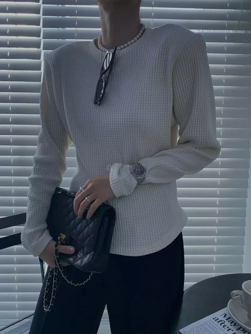 Gentlewoman - Korean Women Fashion - #pursuepretty - Low Tee - 4