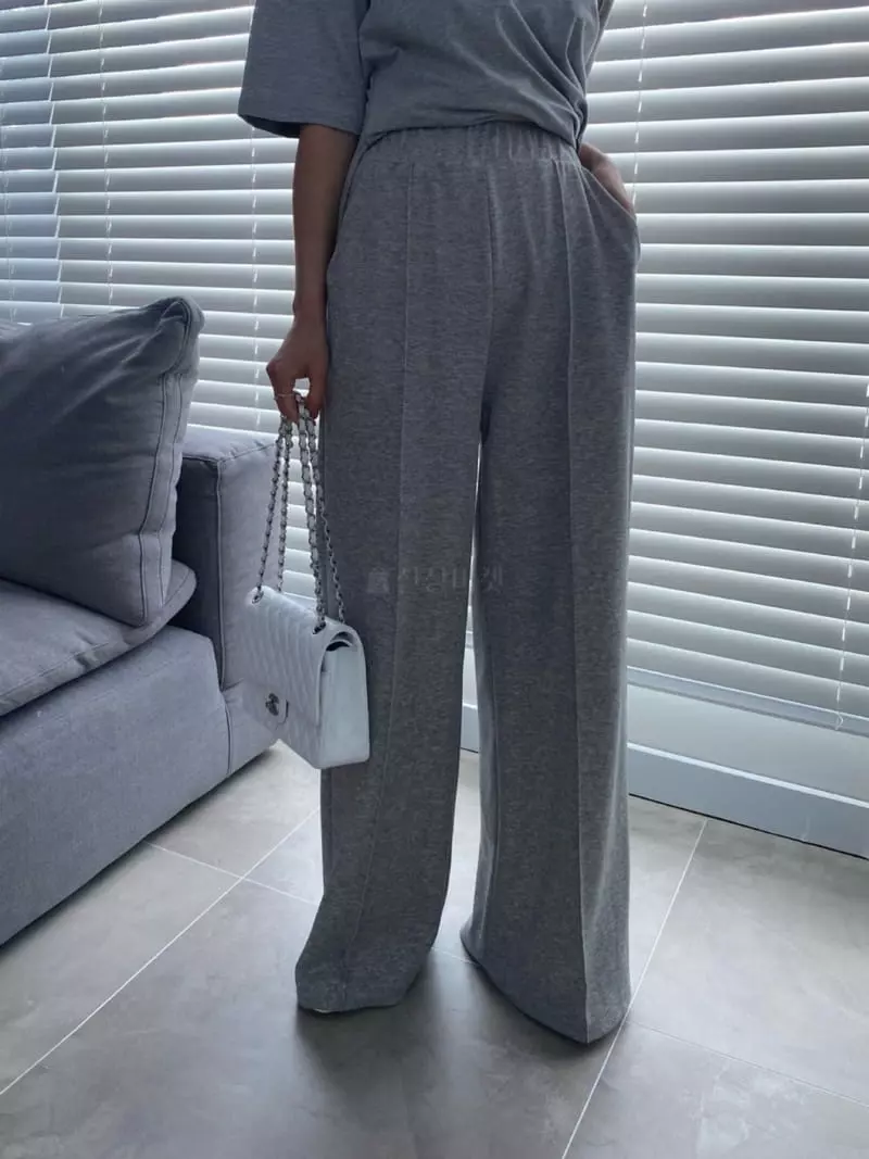 Gentlewoman - Korean Women Fashion - #thatsdarling - Slick Pants - 2