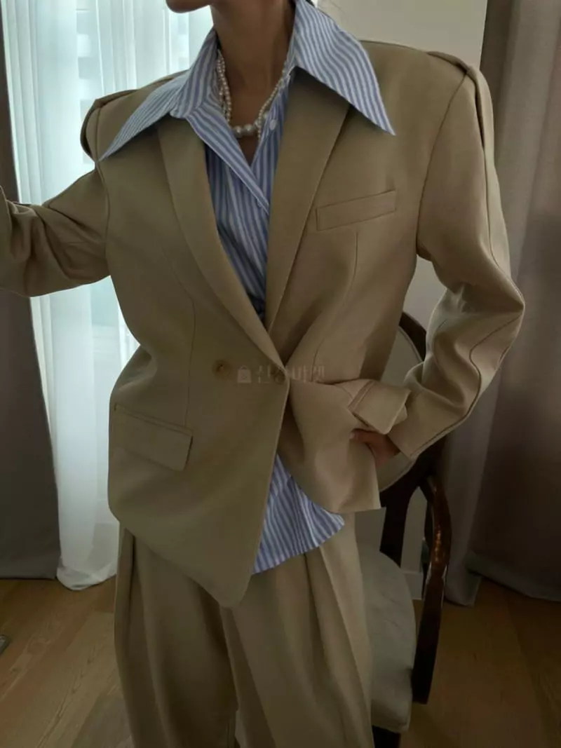 Gentlewoman - Korean Women Fashion - #womensfashion - Villian Jacket