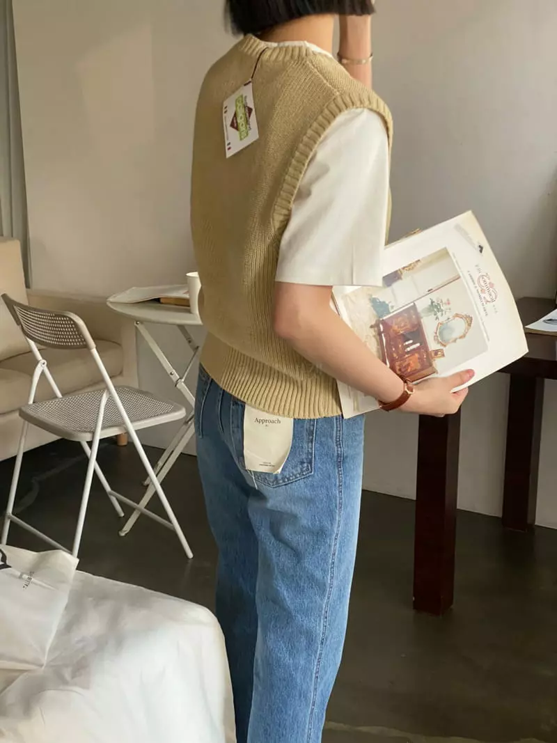 Glow Approach - Korean Women Fashion - #womensfashion - Knit Vest - 2