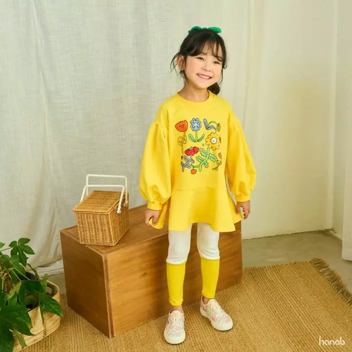 Hanab - Korean Children Fashion - #kidsshorts - Flower Mini Top Bottom Set - 6