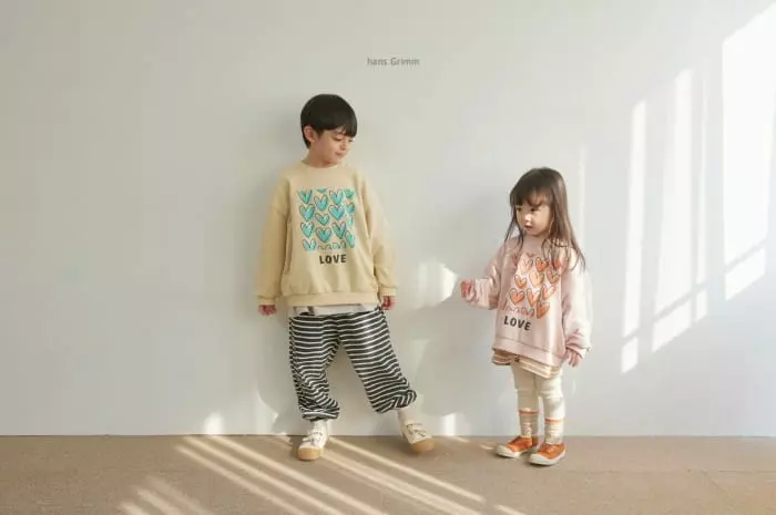 Hans Grimm - Korean Children Fashion - #fashionkids - Heart Sweatshirt