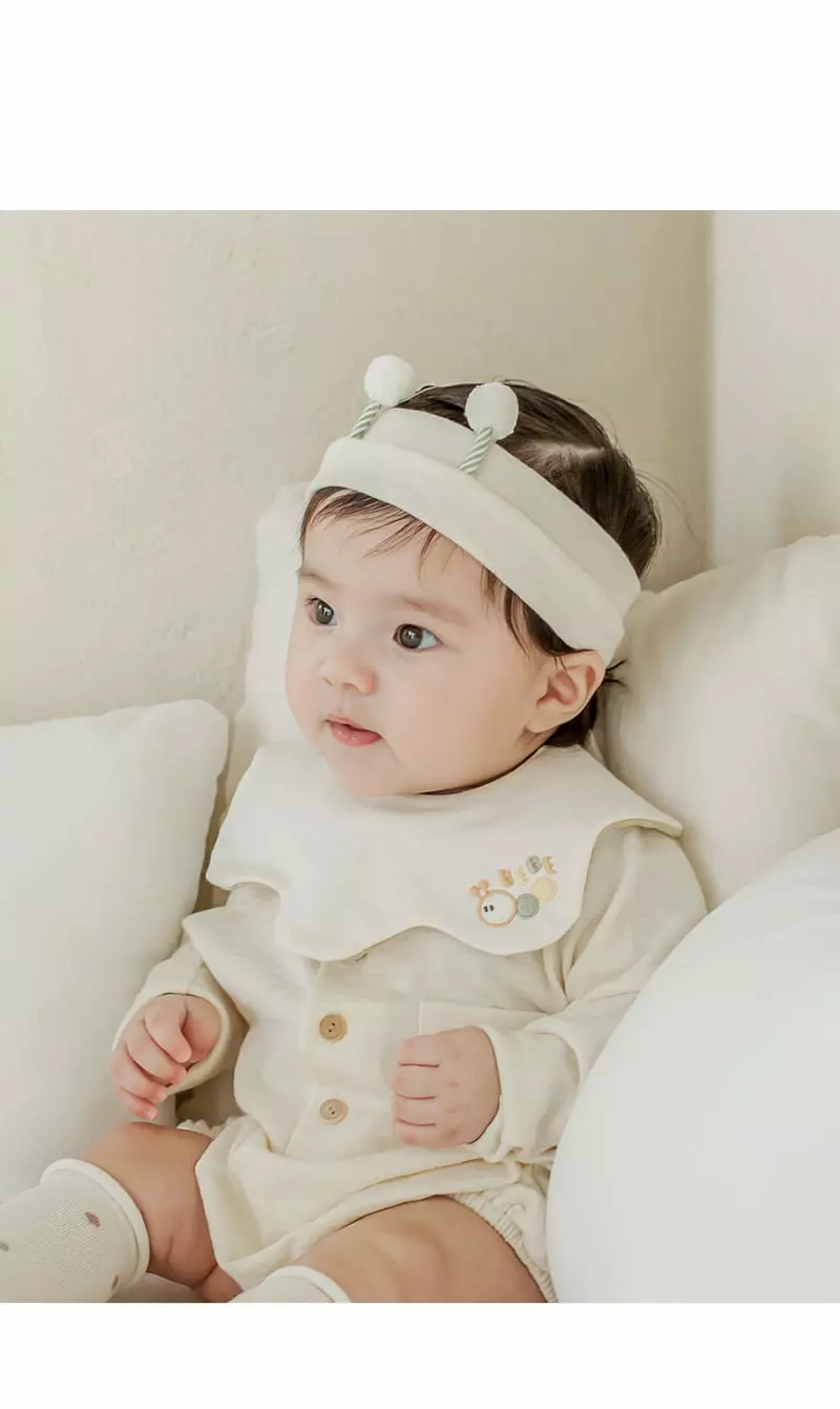 Happy Prince - Korean Baby Fashion - #onlinebabyboutique - Playd Double Sided Vbaby Wave Bib