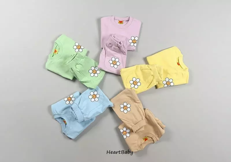 Heart Baby - Korean Children Fashion - #kidsstore - Sun Flower Top Bottom Set - 2