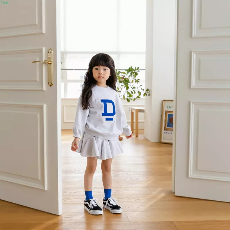 Honeybee - Korean Children Fashion - #discoveringself - D Emboridery Tee