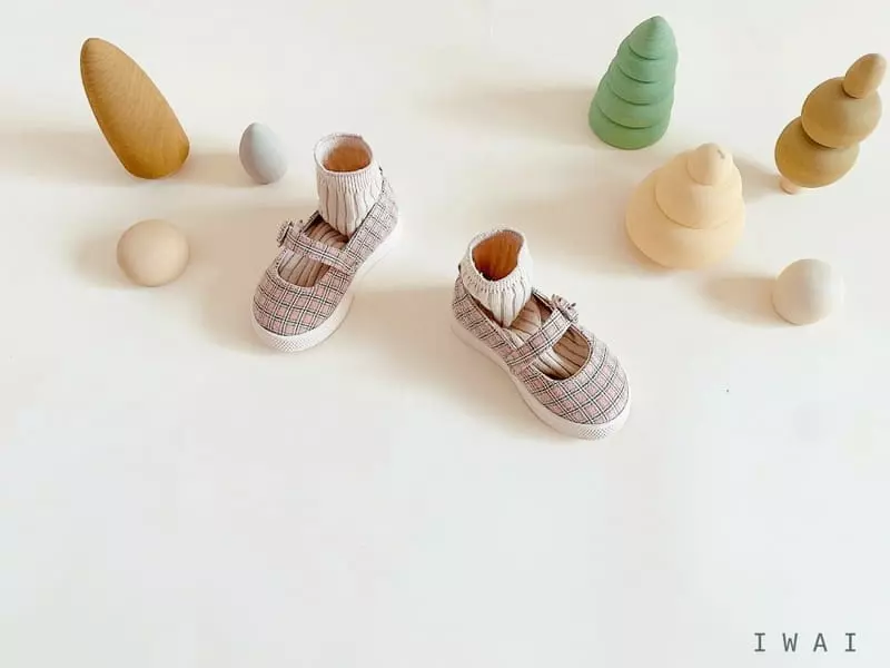 IWAI - Korean Children Fashion - #designkidswear - IW942 Love Check Flats - 4